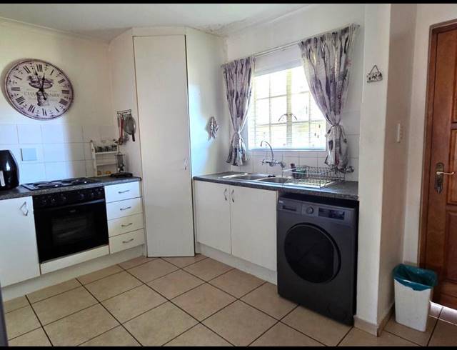 2 BEDROOM APARTMENT FOR SALE IN OLYMPUS AH